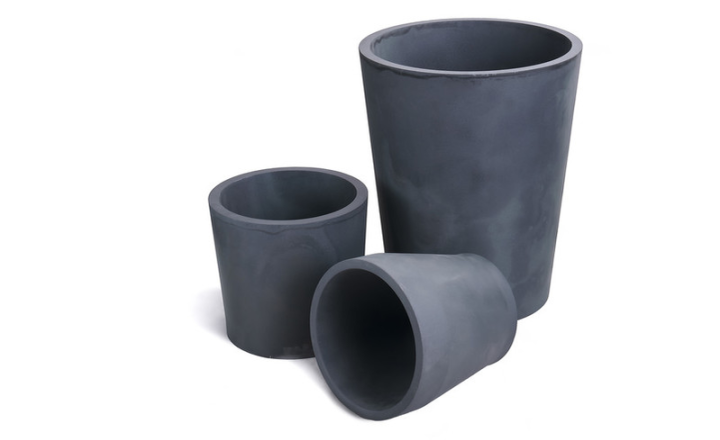 圣戈班性能陶瓷和耐火材料公司开发了一系列耐磨解决方案。耐磨陶瓷可用于粉碎、粉碎、研磨、分离、气力输送、管道组件、带式输送机组件、料浆泵组件、特种组件等