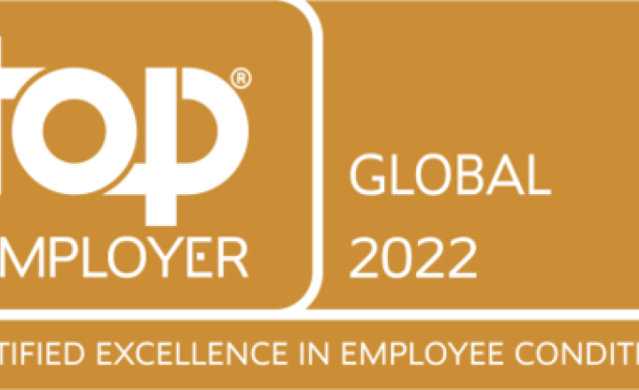 圣戈班连续第七年被评为“全球最佳雇主”。在顶级雇主研究所*分析的20项标准中，圣戈班今年在其中17项标准上取得了重大进展，其中12项标准显示增长2%或更多。