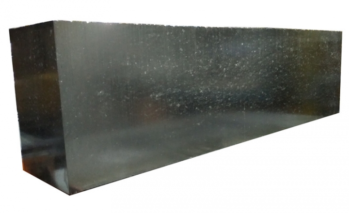 Les briques de magnésie-carbone (MgO-C) sont une une nouvelle technology développée via une ingénierie microstructurale avancée。