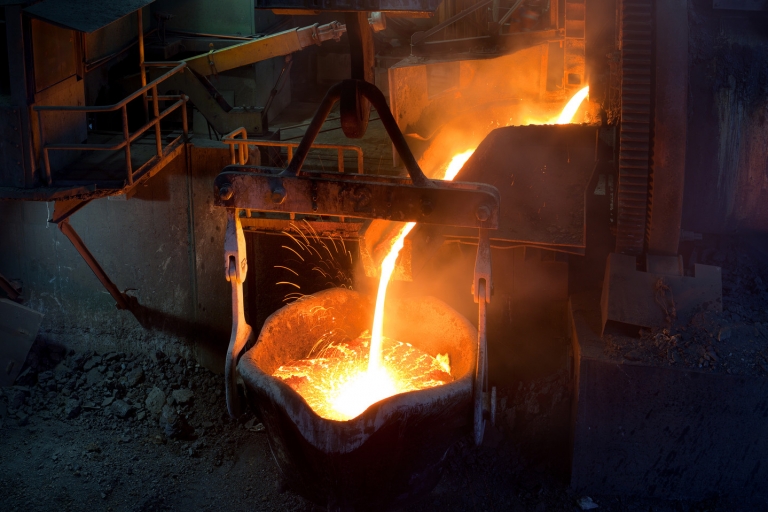 Gießerei、Feuerfest Stahlschmelzen Eisenschmelzen,有意者,Aluminiumschmelzen,艾森,斯塔尔,经常,Nichteisenmetalle Metallgießerei